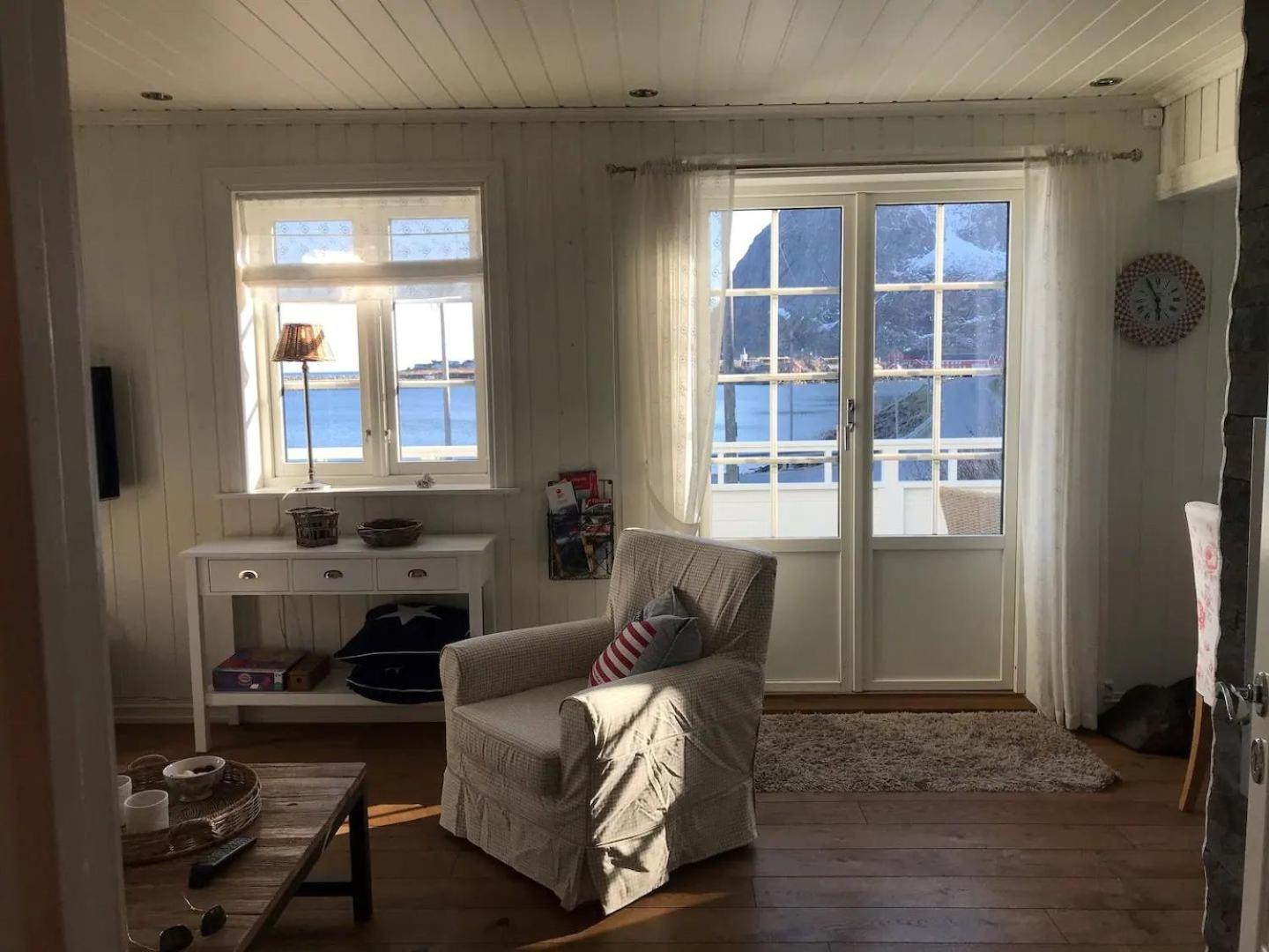 Utsiktsperle Pa Reine I Lofoten Exterior foto